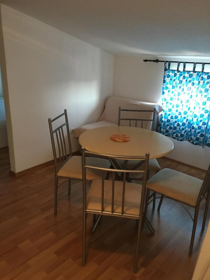Apartmani Petricevic Водице Екстер'єр фото